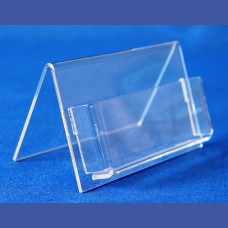 TARJETERO en "V" invertida con caja para tarjetas de 100 mm de ancho<br>Medidas: 115 x 15 x 65 mm<br>